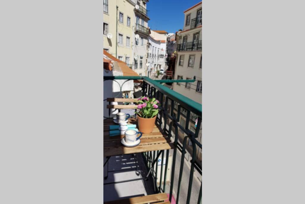 Inloveapartments - Alfama Best Balcony Lisboa Екстериор снимка