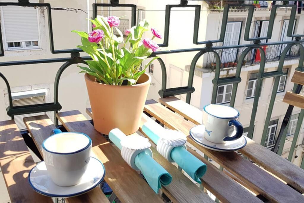 Inloveapartments - Alfama Best Balcony Lisboa Екстериор снимка